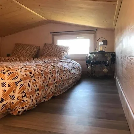 Les Nuits Insolites De La Mothe - En Bulle Ou Tiny House Avec Privatif Bed & Breakfast Outremecourt