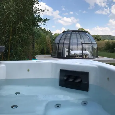 Les Nuits Insolites De La Mothe - En Bulle Ou Tiny House Avec Privatif 4*