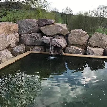 Les Nuits Insolites De La Mothe - En Bulle Ou Tiny House Avec Privatif فندق مبيت وإفطار Outremecourt