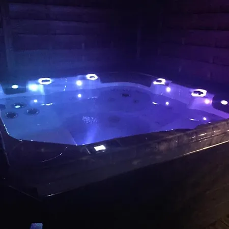 Bed & Breakfast Les Nuits Insolites De La Mothe - En Bulle Ou Tiny House Avec Privatif Outremecourt