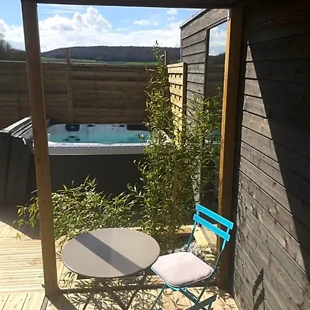 Les Nuits Insolites De La Mothe - En Bulle Ou Tiny House Avec Privatif Outremecourt
