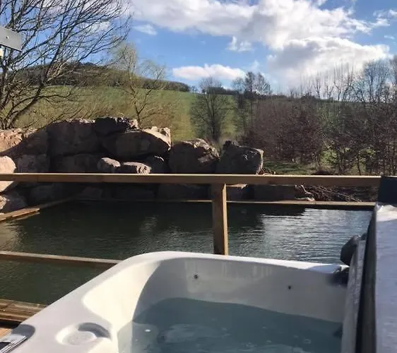 Bed & Breakfast Les Nuits Insolites De La Mothe - En Bulle Ou Tiny House Avec Privatif Outremecourt