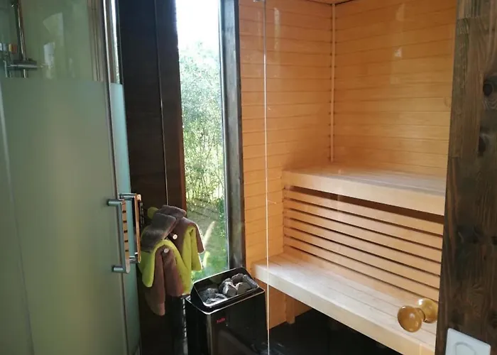 Les Nuits Insolites De La Mothe - En Bulle Ou Tiny House Avec Privatif Bed & Breakfast Outremecourt