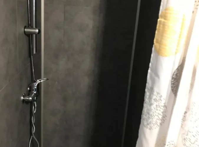 Bed & Breakfast Les Nuits Insolites De La Mothe - En Bulle Ou Tiny House Avec Privatif Outremecourt