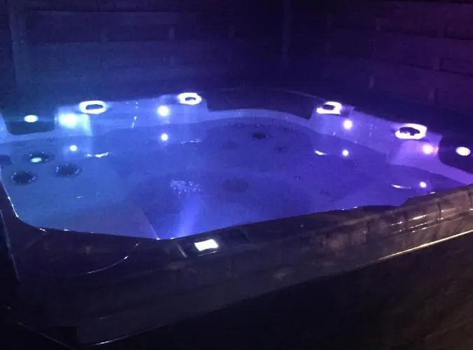 Bed & Breakfast Les Nuits Insolites De La Mothe - En Bulle Ou Tiny House Avec Privatif Outremecourt